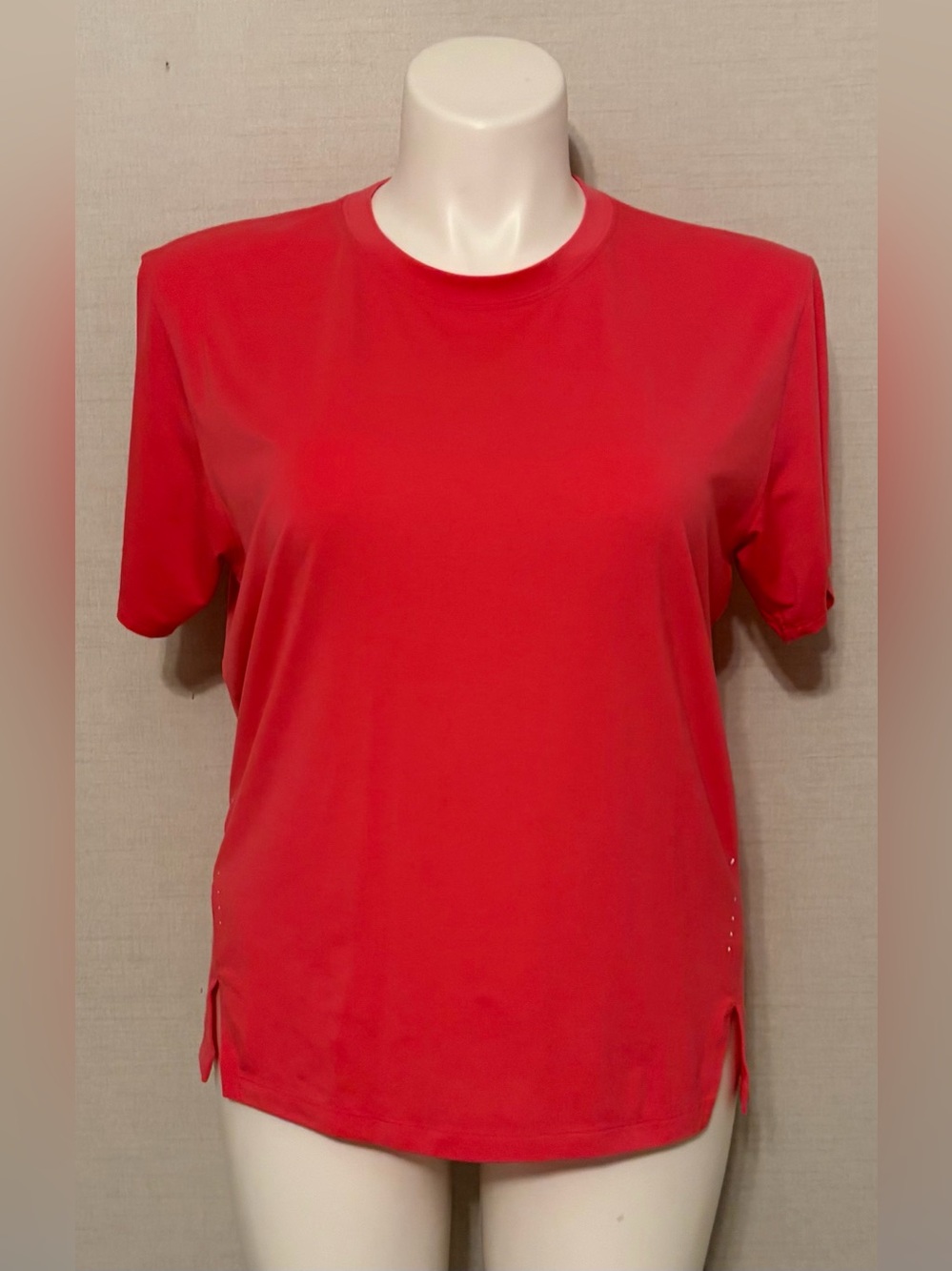 Size 12 women’s lululemon top